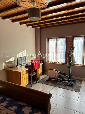 Immeuble à CORBIE, 80800 - 300m²