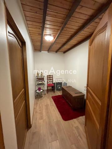 Immeuble à CORBIE, 80800 - 300m²