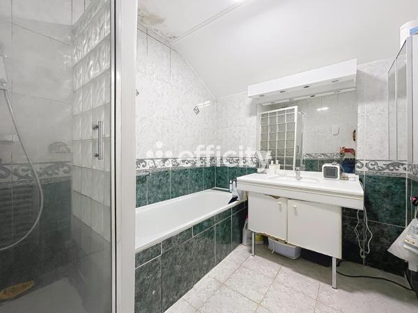 Maison 6 pièces - 130 m² Exclusivité efficity