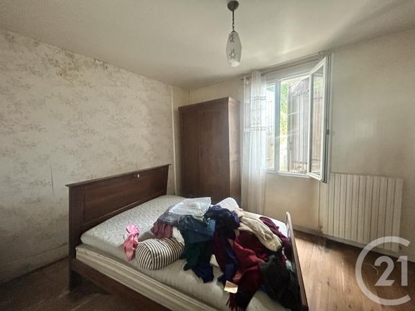 Maison à vendre  4 pièces - 74,19 m2 LES EGLISOTTES ET CHALAURES - 33