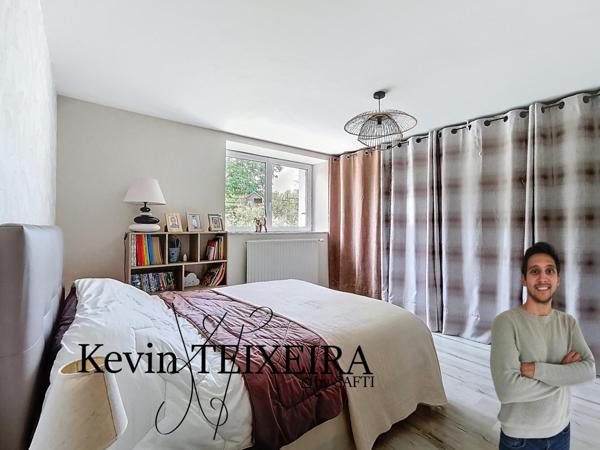 Maison avec piscine en campagne proche de La Flèche