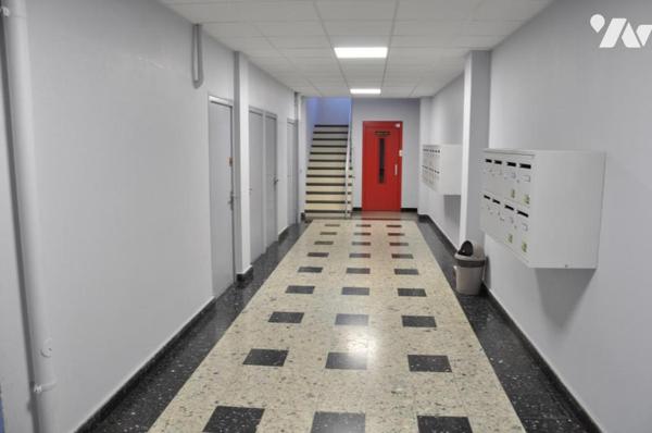 TARBES APPARTEMENT T3  de  52  m2 avec un balcon, CELLIER ET GARAGE