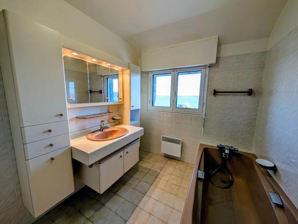 Propriété les pieds dans l'eau à PLOUGASTEL DAOULAS (29)