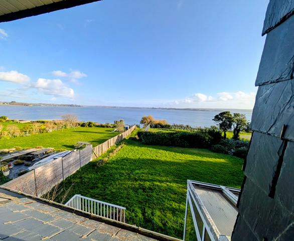 Propriété les pieds dans l'eau à PLOUGASTEL DAOULAS (29)