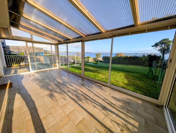 Propriété les pieds dans l'eau à PLOUGASTEL DAOULAS (29)