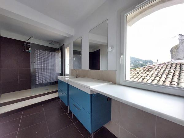 Appartement à vendre    3 pièces • 83,87 m2 Manosque