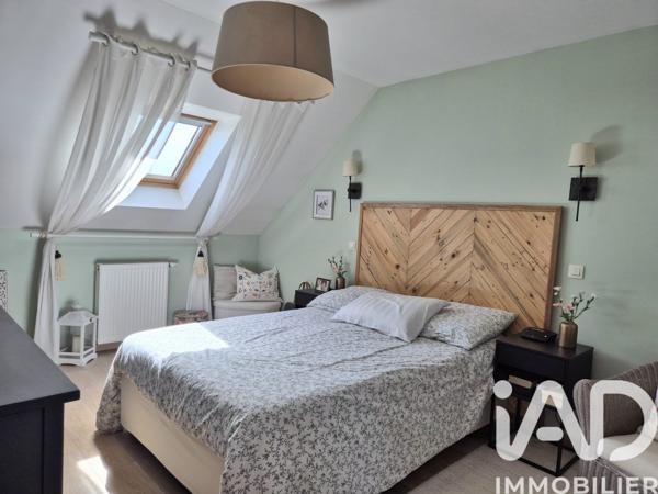 Maison à vendre 6 pièces 148 m² Saint-Pierre-du-Perray