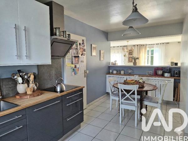 Maison à vendre 6 pièces 148 m² Saint-Pierre-du-Perray