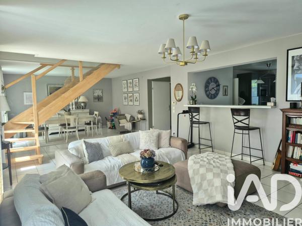 Maison à vendre 6 pièces 148 m² Saint-Pierre-du-Perray