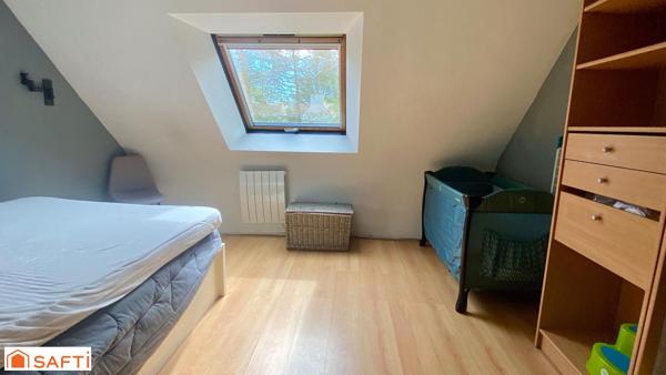 Maison familiale avec atelier indépendant