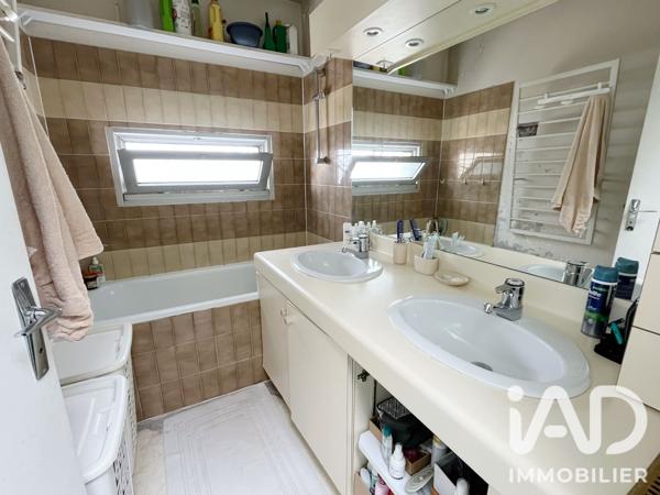 Appartement à vendre 4 pièces 114 m² Courbevoie