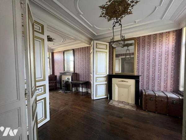 PROCHE A23 MAISON BOURGEOISE INDIVIDUELLE