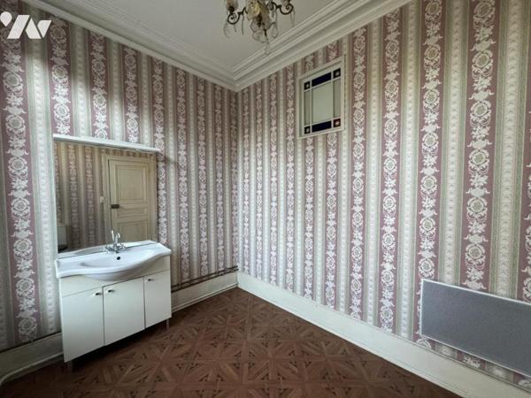 PROCHE A23 MAISON BOURGEOISE INDIVIDUELLE