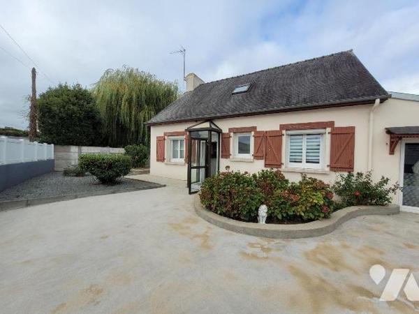 Maison à vendre à Pleurtuit (35730) en Ille-et-Vilaine (35)

Cette maison d'une surface de 93...