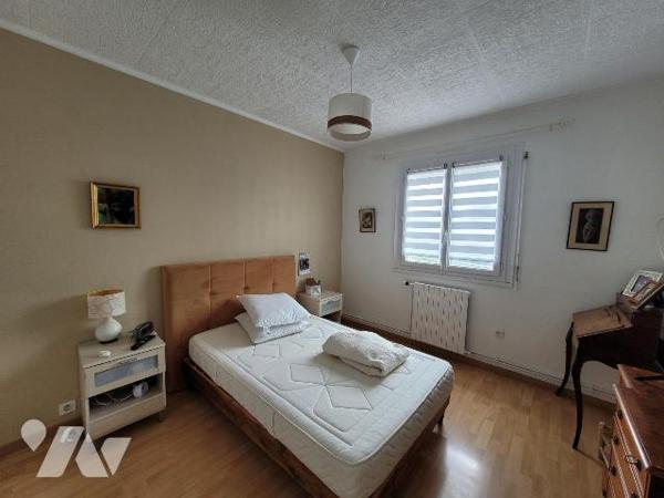 Maison à vendre à Pleurtuit (35730) en Ille-et-Vilaine (35)

Cette maison d'une surface de 93...