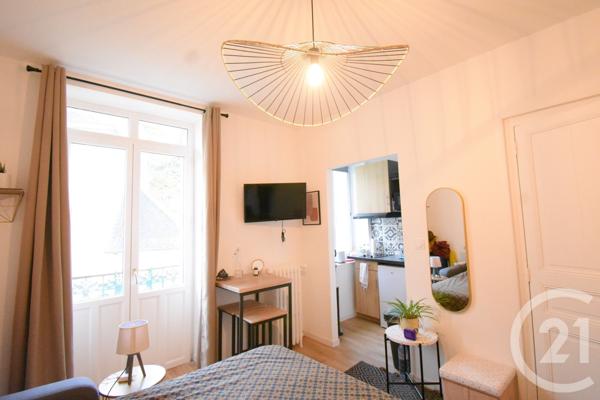 Immeuble à vendre  691 m2 VICHY - 03