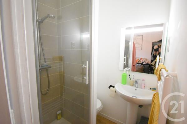 Immeuble à vendre  691 m2 VICHY - 03