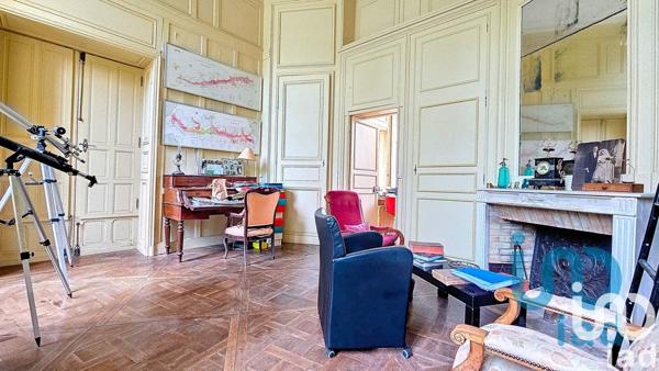 Château 16 pièces de 540 m² à Saron-sur-Aube (51260)