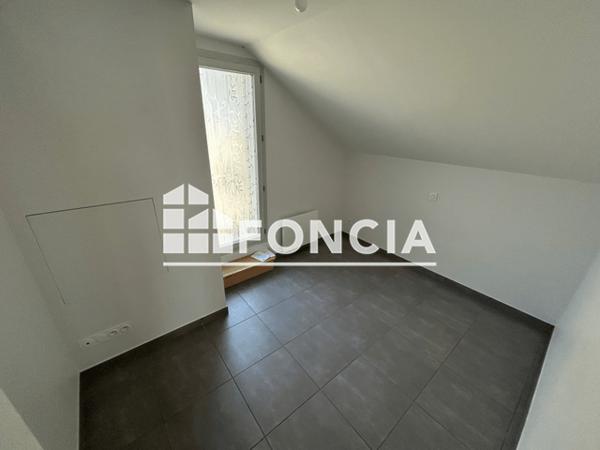 Location Maison 5 pièces 97.45 m² - 25 BIS ALLEE DES ACCACIAS Saint Egreve 38120