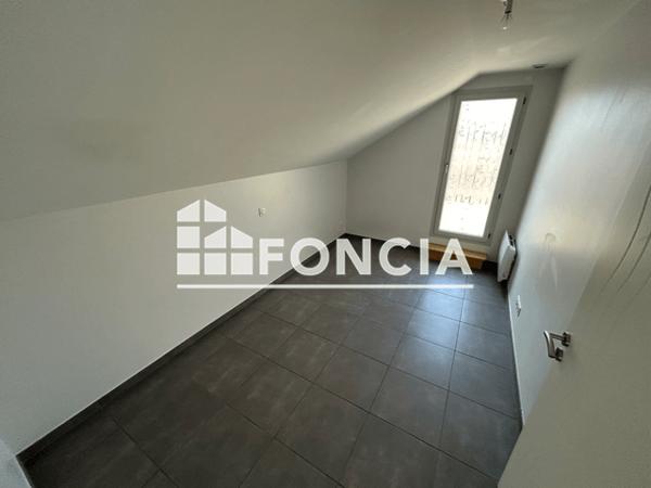 Location Maison 5 pièces 97.45 m² - 25 BIS ALLEE DES ACCACIAS Saint Egreve 38120