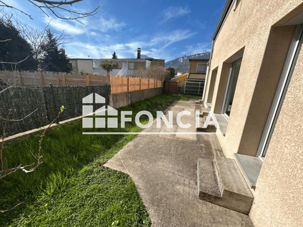 Location Maison 5 pièces 97.45 m² - 25 BIS ALLEE DES ACCACIAS Saint Egreve 38120