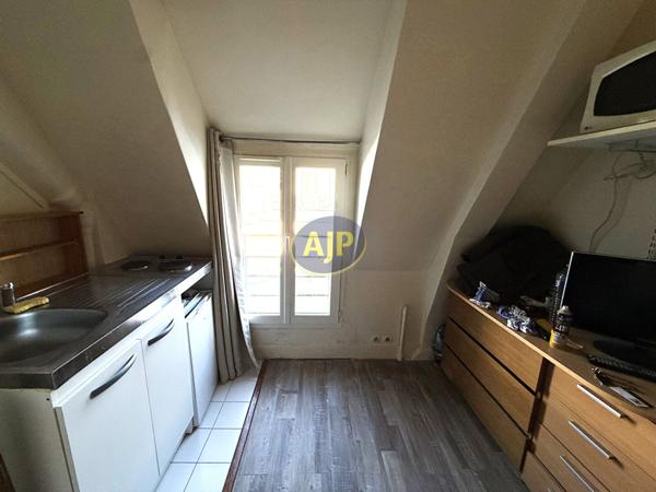 Vente appartement Paris 15eme : 117 700 € - AJP Immobilier Paris 15 - Agence Grenelle