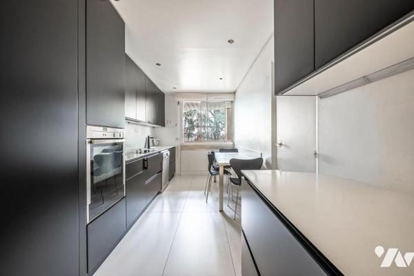 VICTOR HUGO/SAUSSAYE APPARTEMENT FAMILIALE/BALCONS/BOXE VOITURE