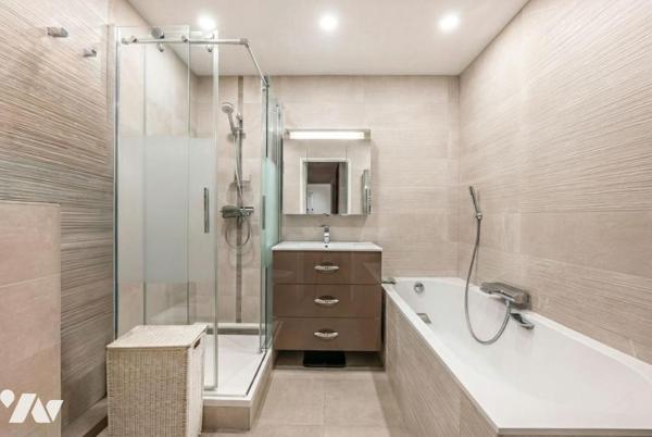 VICTOR HUGO/SAUSSAYE APPARTEMENT FAMILIALE/BALCONS/BOXE VOITURE