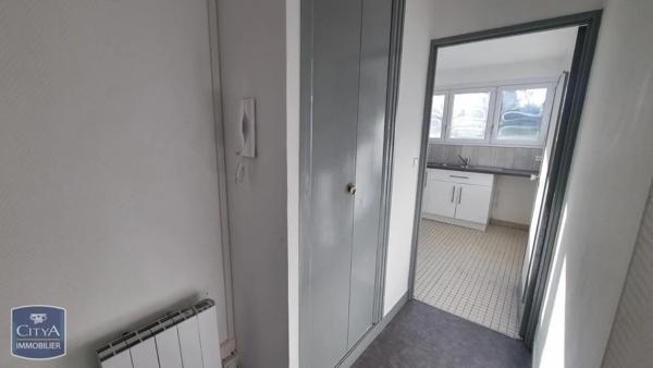 Appartement à louer 2 pièces 54.19m² Saint-Quentin (02100)