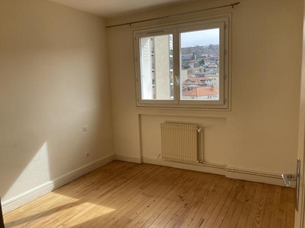 Appartement F3 /42 BLD DE LA REPUBLIQUE 43000 LE PUY EN VELAY