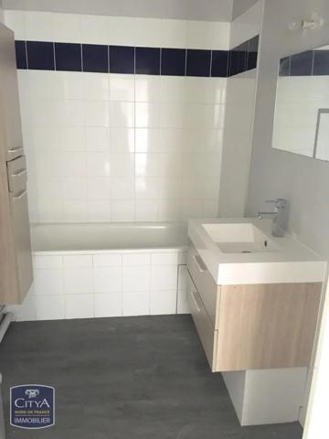 Appartement à louer 3 pièces 73.92m² Lens (62300)