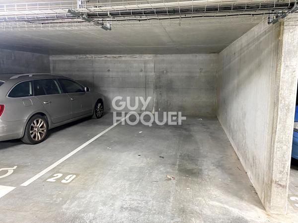 Parking d'environ 15m2 sur Vertou