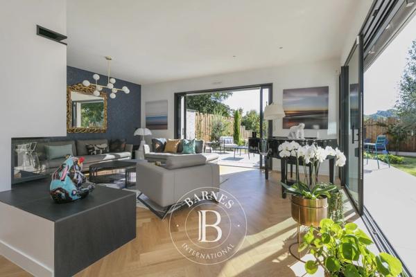 La Celle-Saint-Cloud, Maison 5 Chambres -  206 m² à vendre