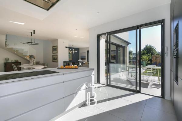 La Celle-Saint-Cloud, Maison 5 Chambres -  206 m² à vendre