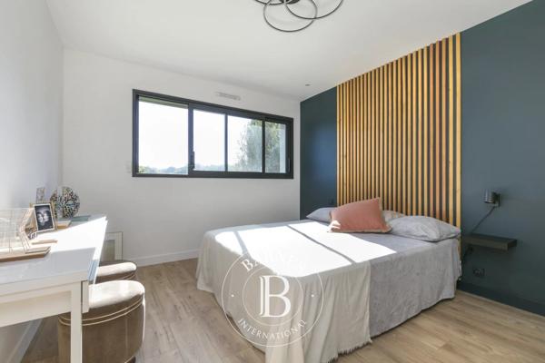 La Celle-Saint-Cloud, Maison 5 Chambres -  206 m² à vendre