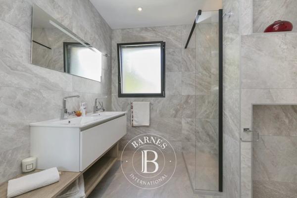 La Celle-Saint-Cloud, Maison 5 Chambres -  206 m² à vendre