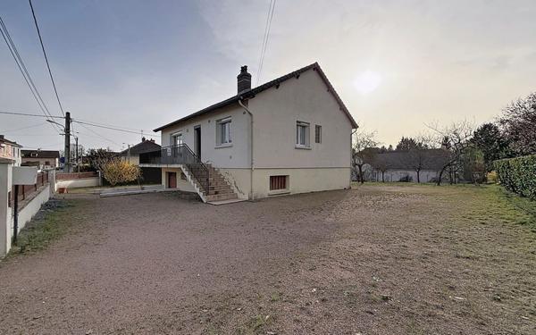 Maison à vendre    5 pièces •  Montchanin