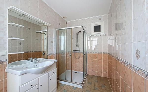 Maison à vendre    5 pièces •  Montchanin