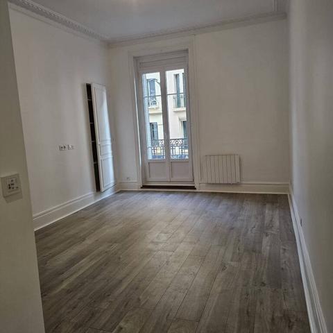 Appartement 2 pièces 47 m² à vendre à Grenoble 38000
