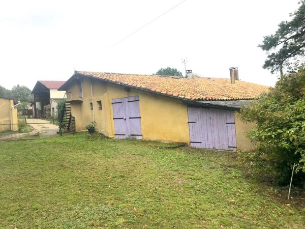 Ferme T8 de 160m² avec garage, dépendances sur un terrain de 1500m²