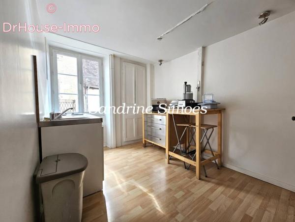 Commerce à vendre 3 pièces de 165 m²