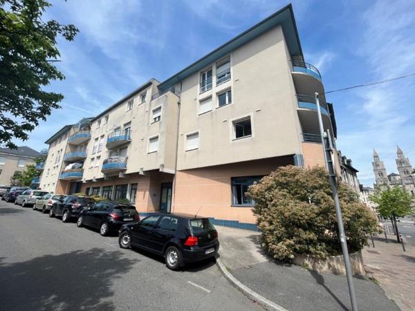 Rodez, local de 251 m² environ en rez-de-chaussée, proche quartier Saint Cyrice