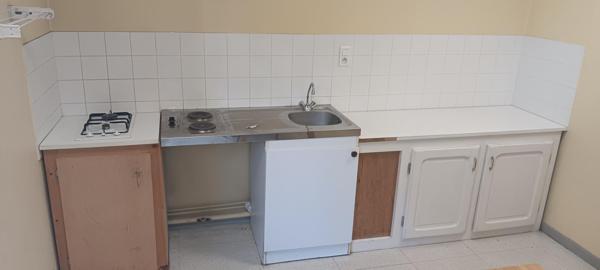 Rodez, local de 251 m² environ en rez-de-chaussée, proche quartier Saint Cyrice