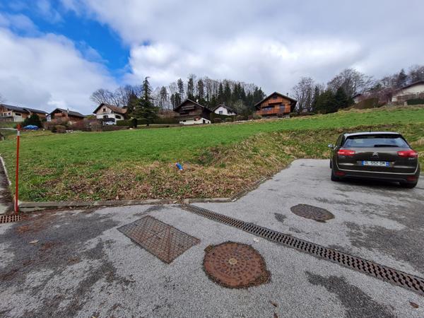 Saxel (74420) TERRAIN A BATIR - 840 M² - SAXEL 74420