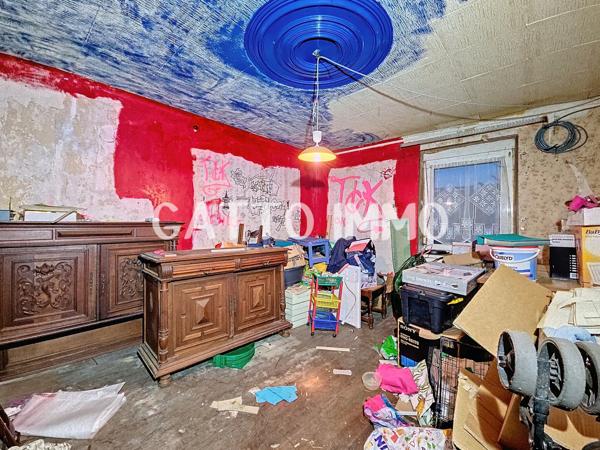 Distroff (57925) F4 + DE 113m² A RENOVER // 3CH // JARDIN // GARAGE // GRANGE// GROS POTENTIEL A SAISIR