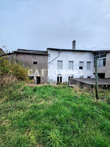 Distroff (57925) F4 + DE 113m² A RENOVER // 3CH // JARDIN // GARAGE // GRANGE// GROS POTENTIEL A SAISIR