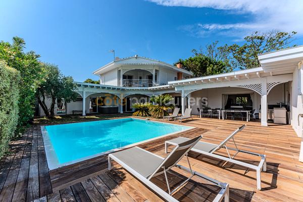 Vente Maison350 m² - 11 Pièces - ANDERNOS LES BAINS (33510)