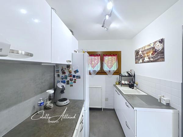 Écrin de verdure,charme, tranquillité, potentiel