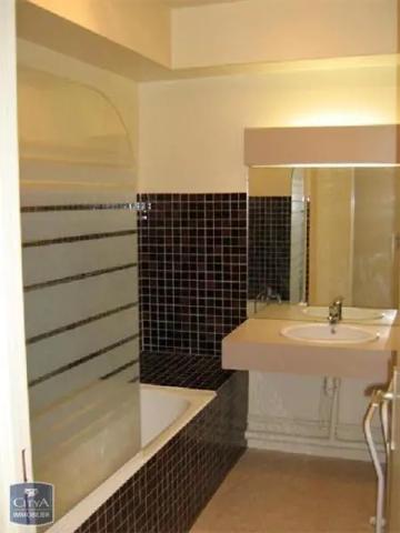 Appartement à louer 1 pièce 35.12m² Besançon (25000)
