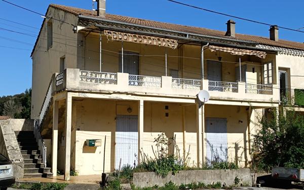 Maison à vendre    5 pièces •  Meyrannes